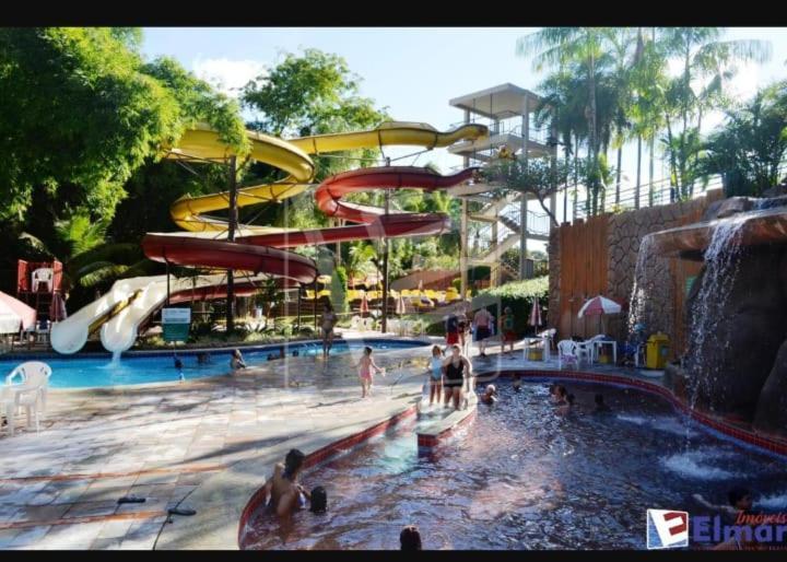 Golden Dolphin Express Apartment Caldas Novas Exterior photo